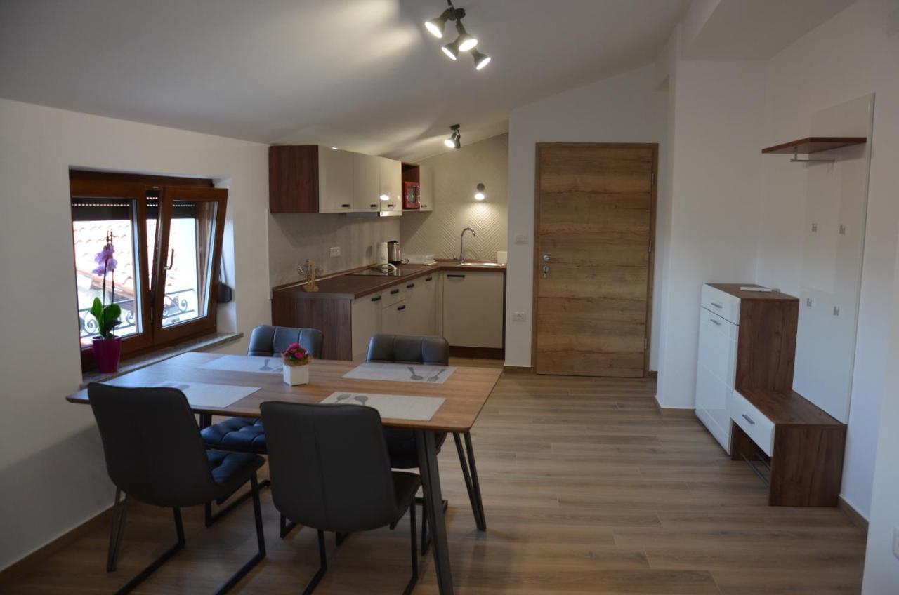 Apartmaji Tanto Malovse Чрниче Екстер'єр фото