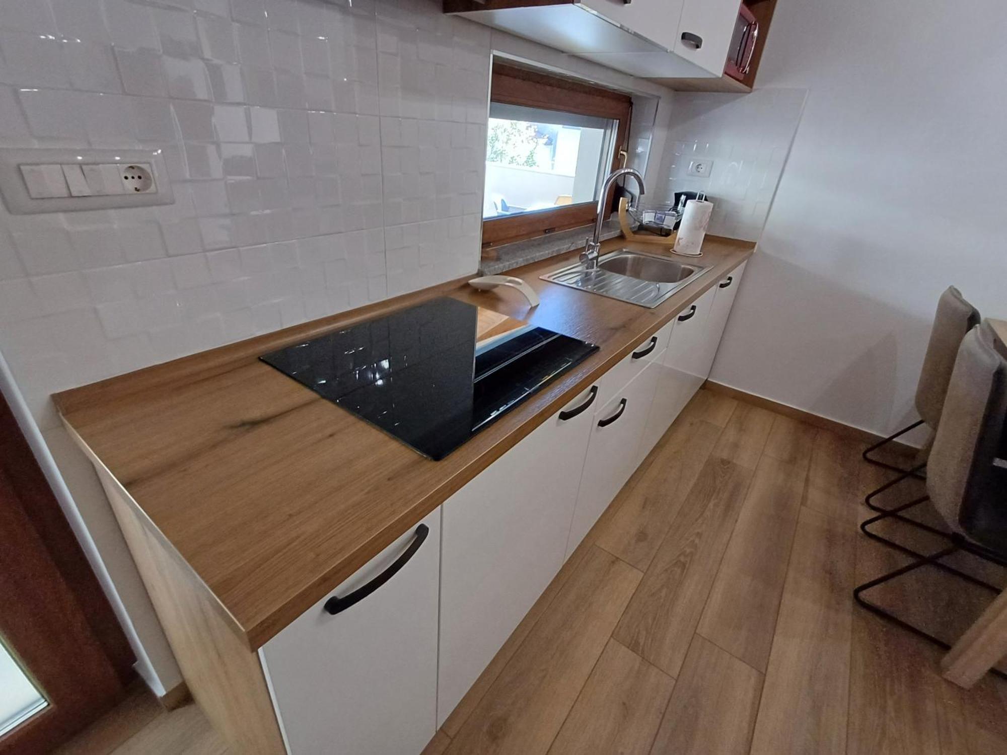 Apartmaji Tanto Malovse Чрниче Екстер'єр фото